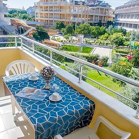 Country Club Chic Experience Ferienhaus Side