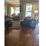 Country Club Chic Experience