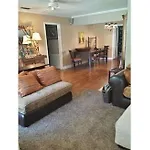Country Club Chic Experience * Side