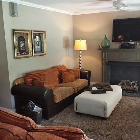 Country Club Chic Experience Дом отдыха